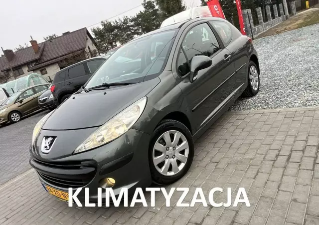 PEUGEOT 207 