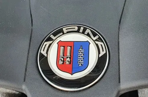 ALPINA B5 