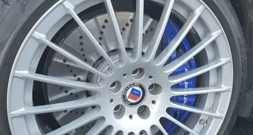 ALPINA B5 
