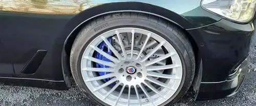 ALPINA B5 