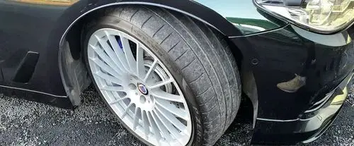 ALPINA B5 