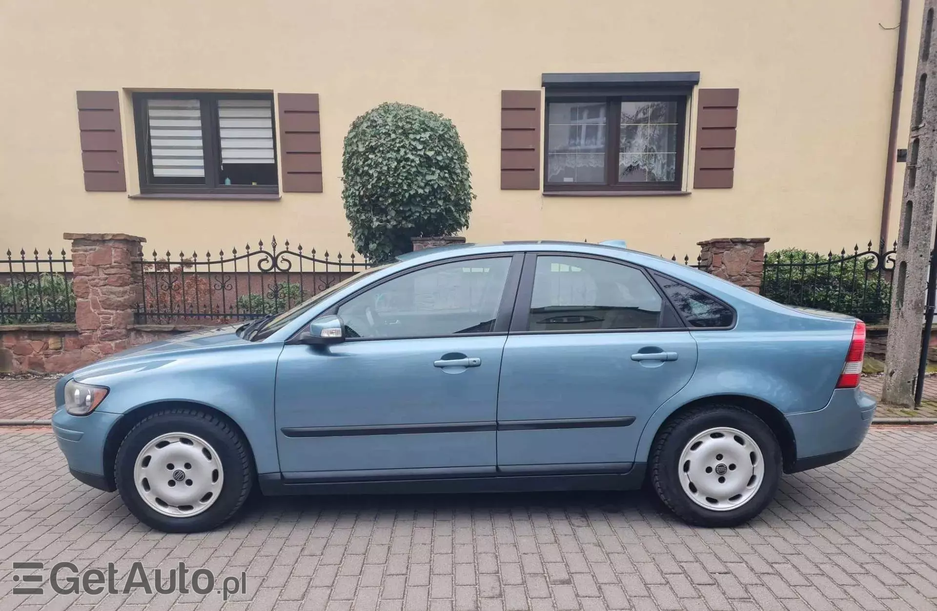 VOLVO S40 1.6 D2 (115 KM)
