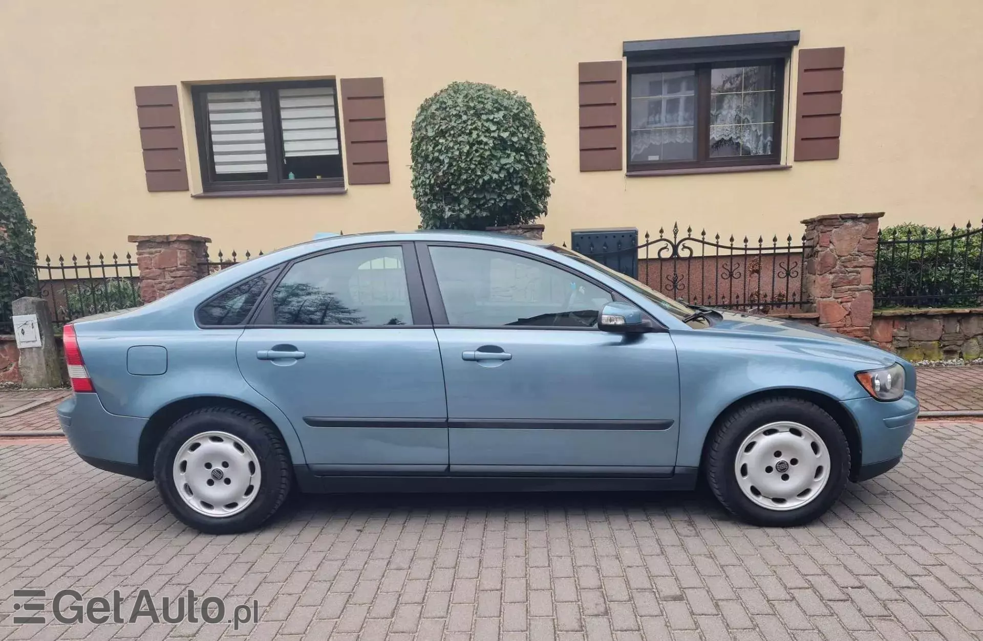 VOLVO S40 1.6 D2 (115 KM)