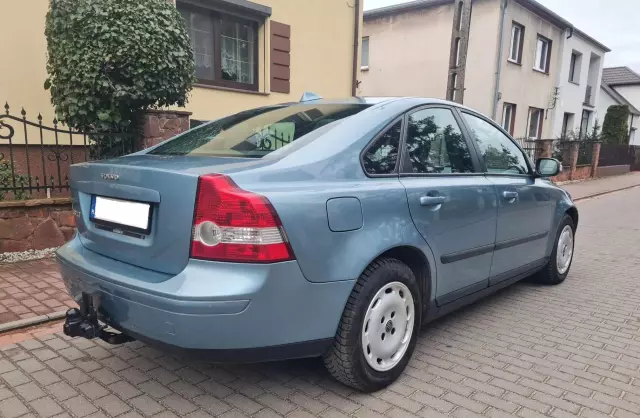 VOLVO S40 1.6 D2 (115 KM)