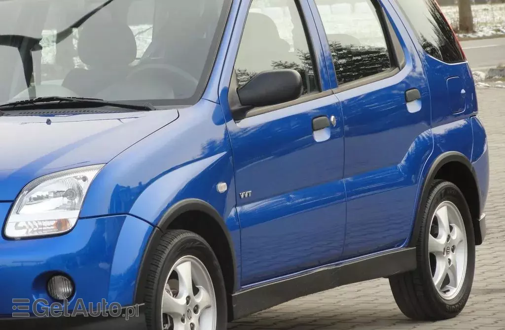 SUZUKI Ignis 