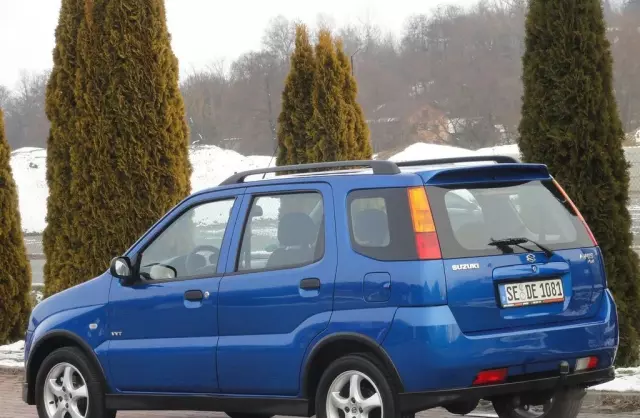 SUZUKI Ignis 