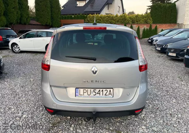 RENAULT Scenic 1.6 16V 110 Authentique