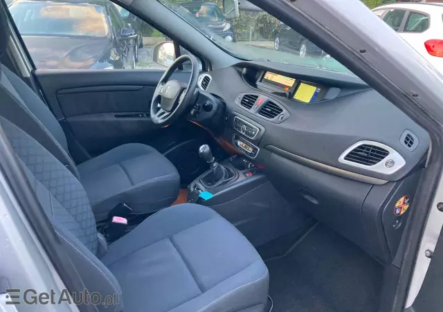 RENAULT Scenic 1.6 16V 110 Authentique