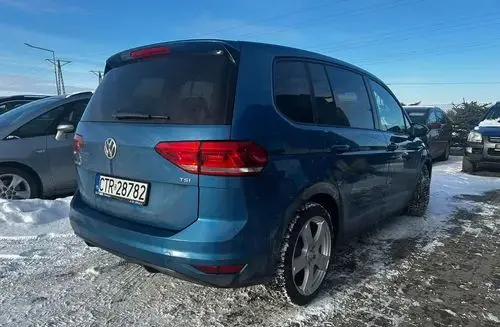 VOLKSWAGEN Touran 