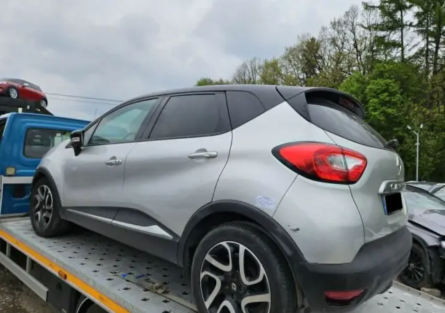 RENAULT Captur ENERGY TCe 120 EDC Dynamique