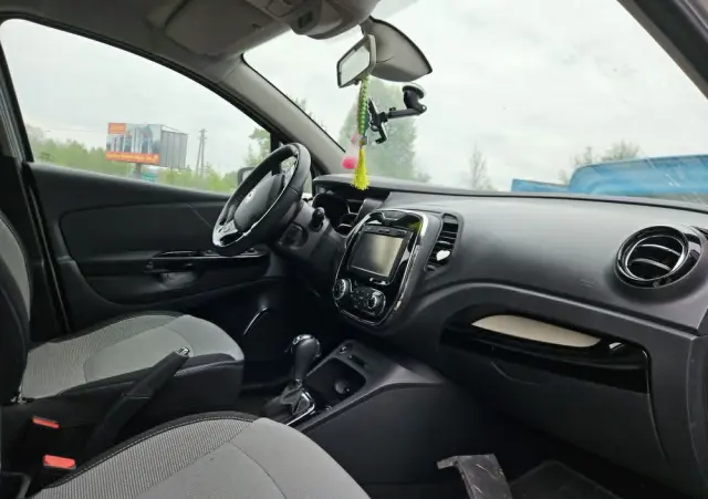 RENAULT Captur ENERGY TCe 120 EDC Dynamique