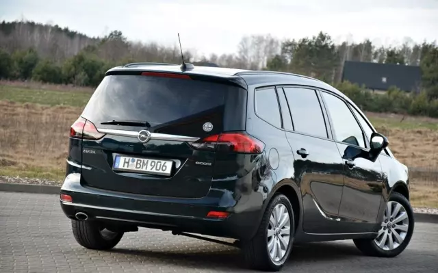 OPEL Zafira 