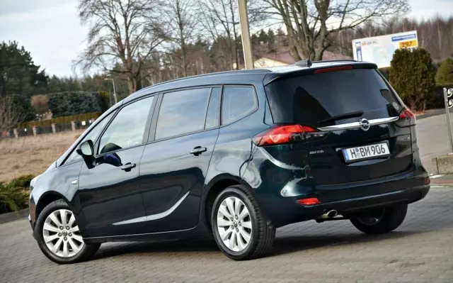 OPEL Zafira 