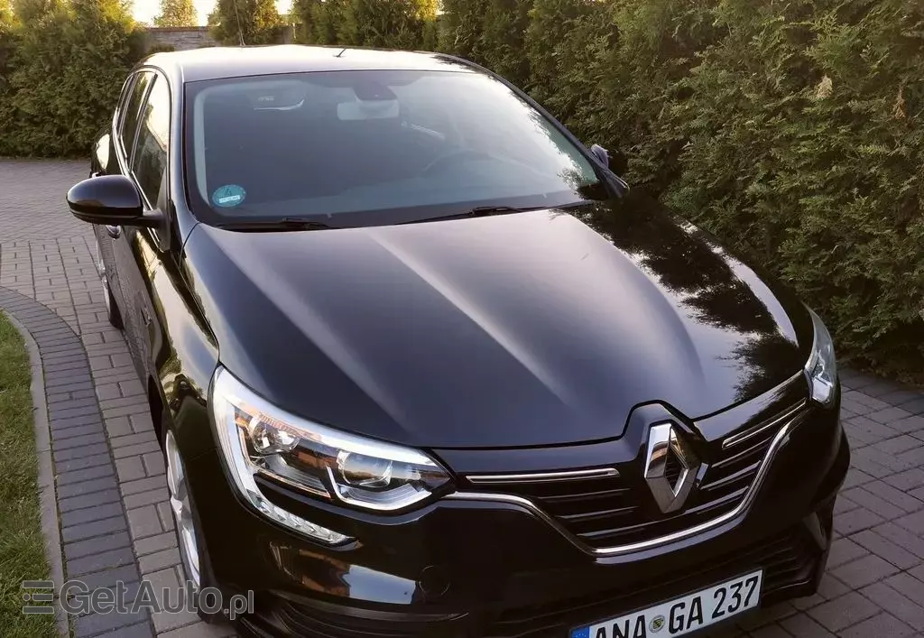 RENAULT Megane 