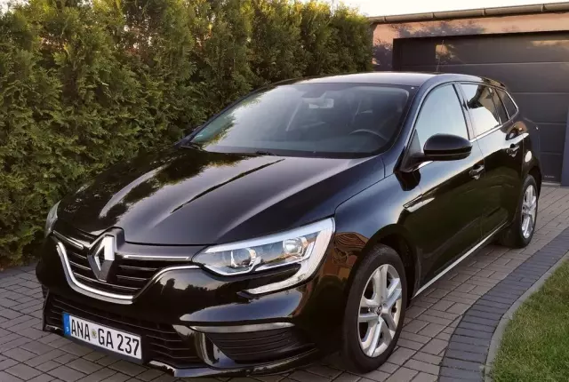 RENAULT Megane 