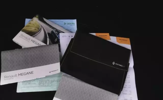 RENAULT Megane 