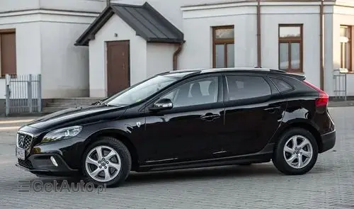 VOLVO V40 Cross Country 