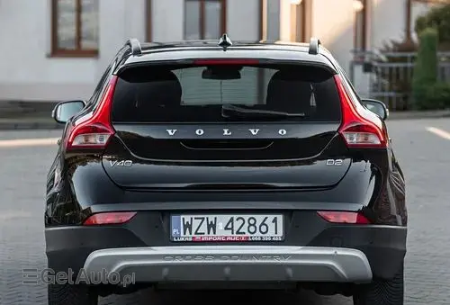 VOLVO V40 Cross Country 
