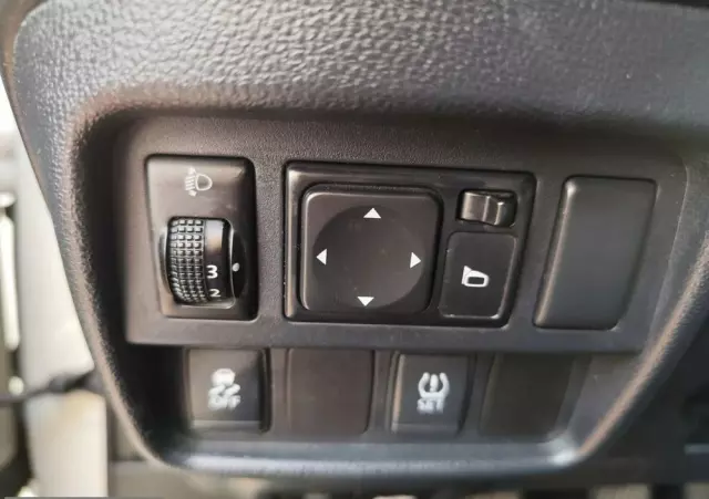 NISSAN Juke 1.6 N-Connecta