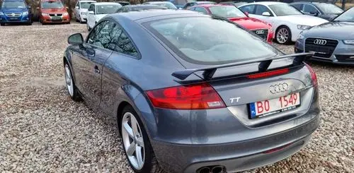 AUDI TT 