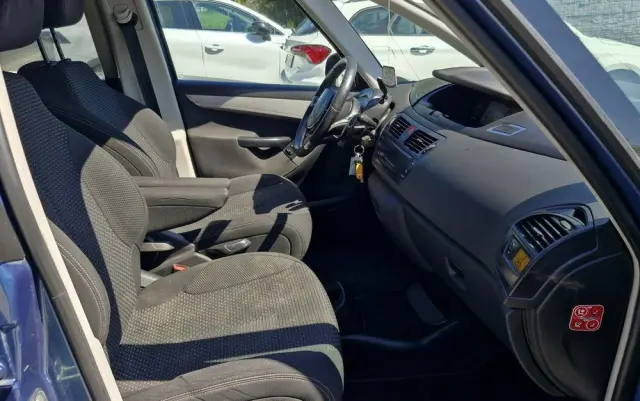 CITROËN C4 Picasso 1.6 e-HDi FAP EGS6 Tendance