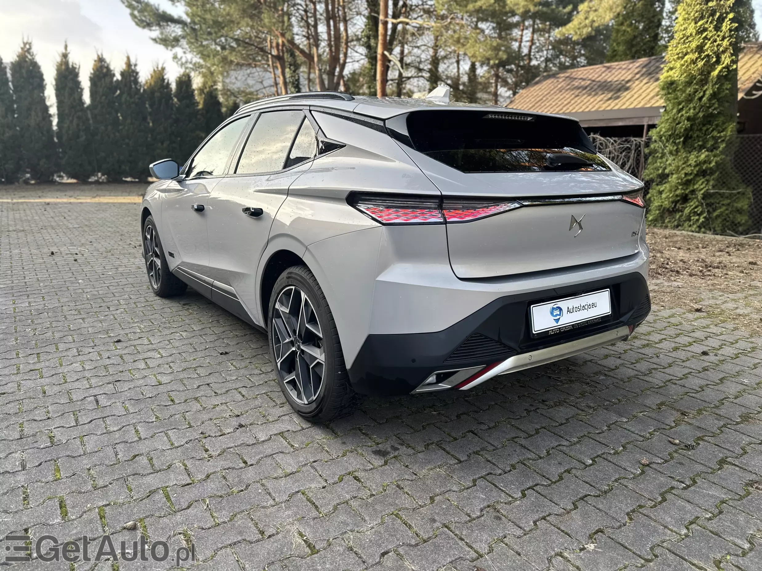 DS 4 