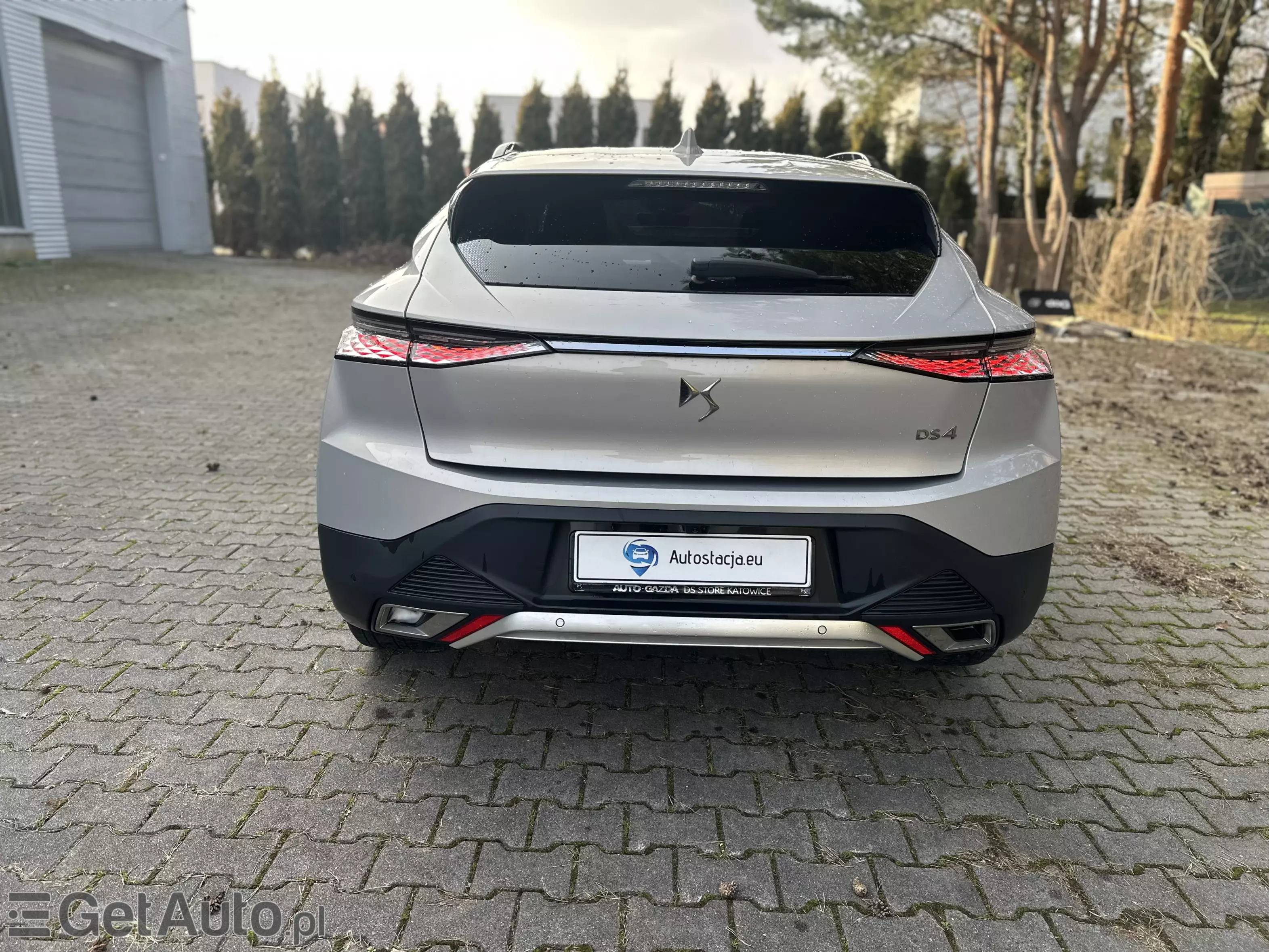 DS 4 