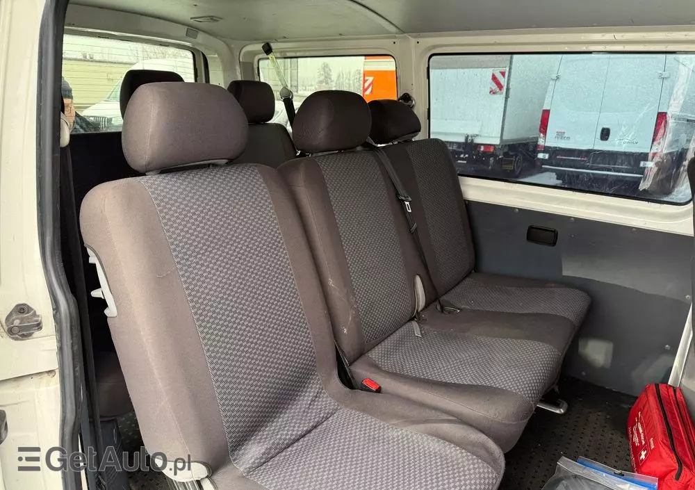 VOLKSWAGEN Transporter T5 TDI L1H1