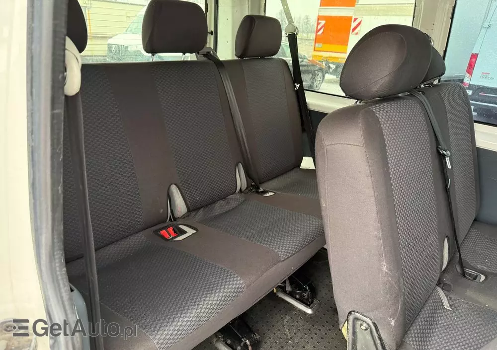 VOLKSWAGEN Transporter T5 TDI L1H1