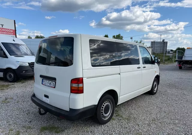 VOLKSWAGEN Transporter T5 TDI L1H1