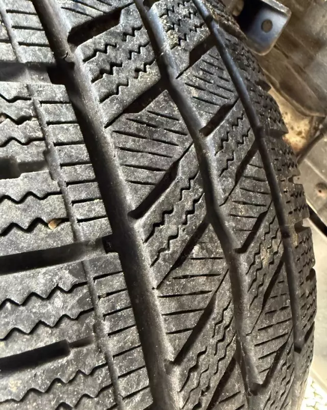 VOLKSWAGEN Transporter T5 TDI L1H1