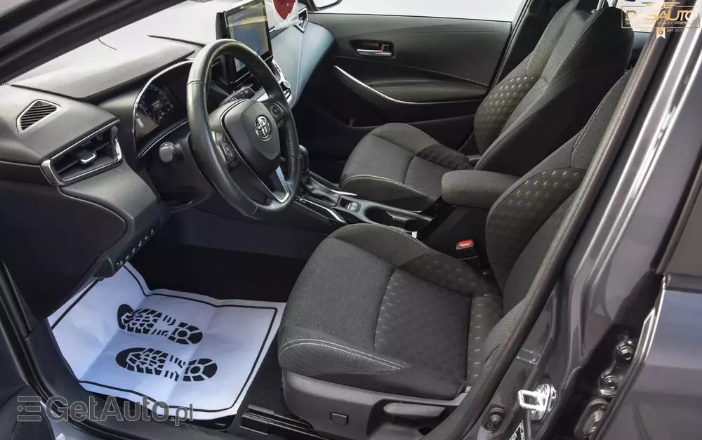 TOYOTA Corolla 1.8 Hybrid Touring Sports Business Edition