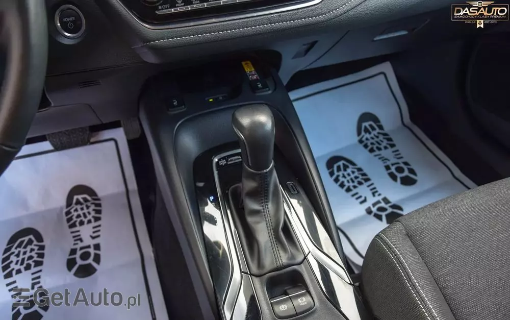 TOYOTA Corolla 1.8 Hybrid Touring Sports Business Edition