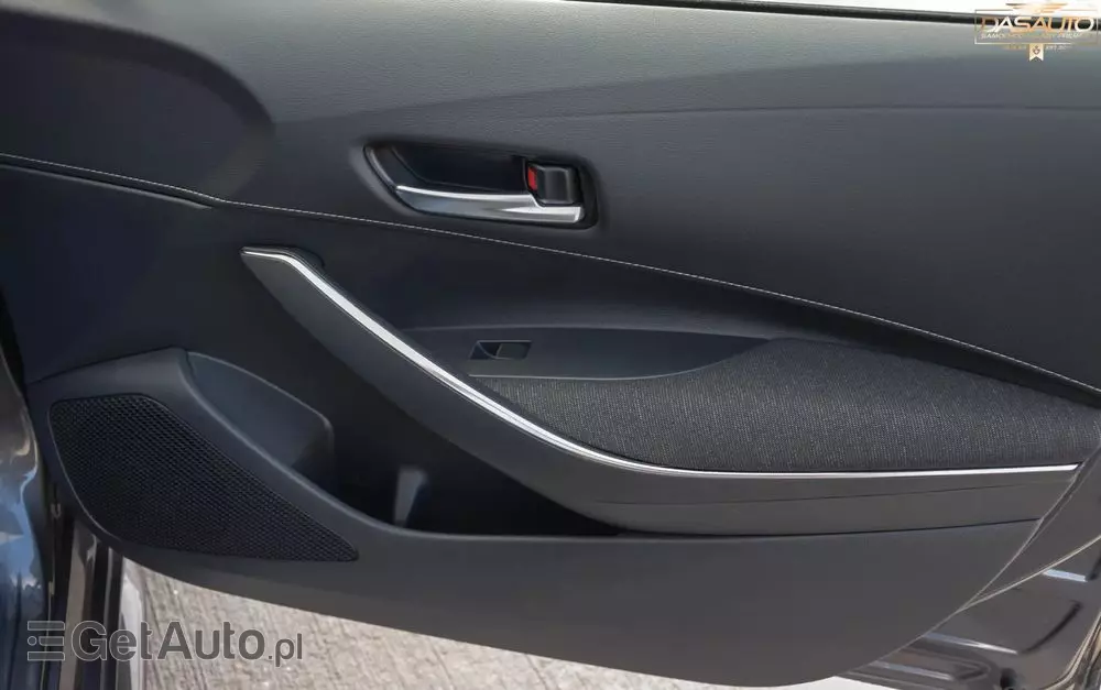 TOYOTA Corolla 1.8 Hybrid Touring Sports Business Edition