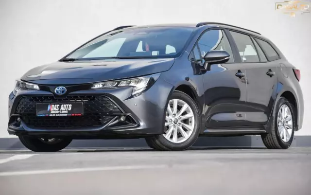 TOYOTA Corolla 1.8 Hybrid Touring Sports Business Edition