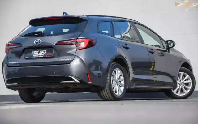 TOYOTA Corolla 1.8 Hybrid Touring Sports Business Edition