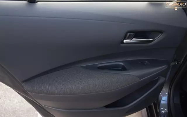 TOYOTA Corolla 1.8 Hybrid Touring Sports Business Edition