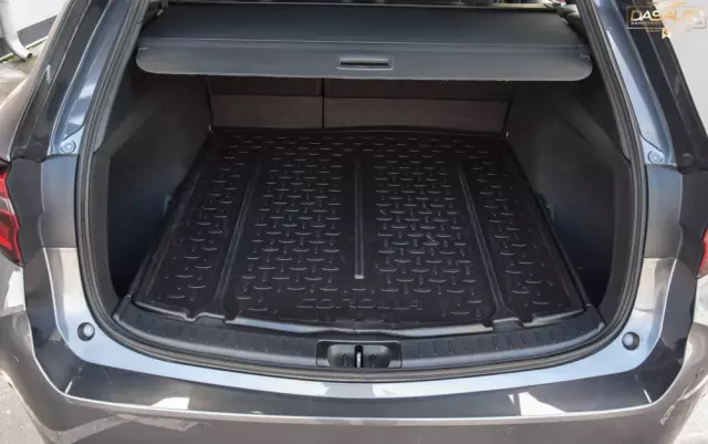 TOYOTA Corolla 1.8 Hybrid Touring Sports Business Edition