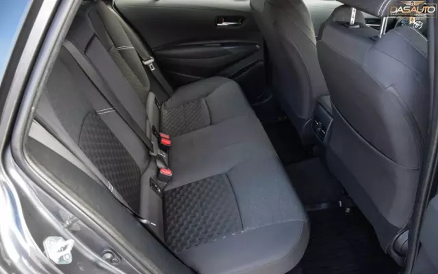 TOYOTA Corolla 1.8 Hybrid Touring Sports Business Edition