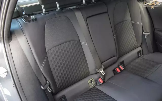 TOYOTA Corolla 1.8 Hybrid Touring Sports Business Edition