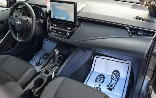 TOYOTA Corolla 1.8 Hybrid Touring Sports Business Edition