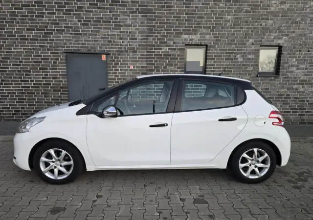 PEUGEOT 208 68 VTI Active