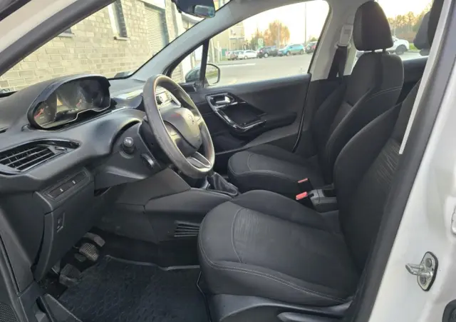 PEUGEOT 208 68 VTI Active