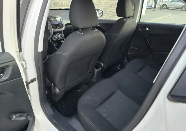 PEUGEOT 208 68 VTI Active