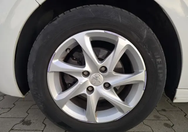 PEUGEOT 208 68 VTI Active