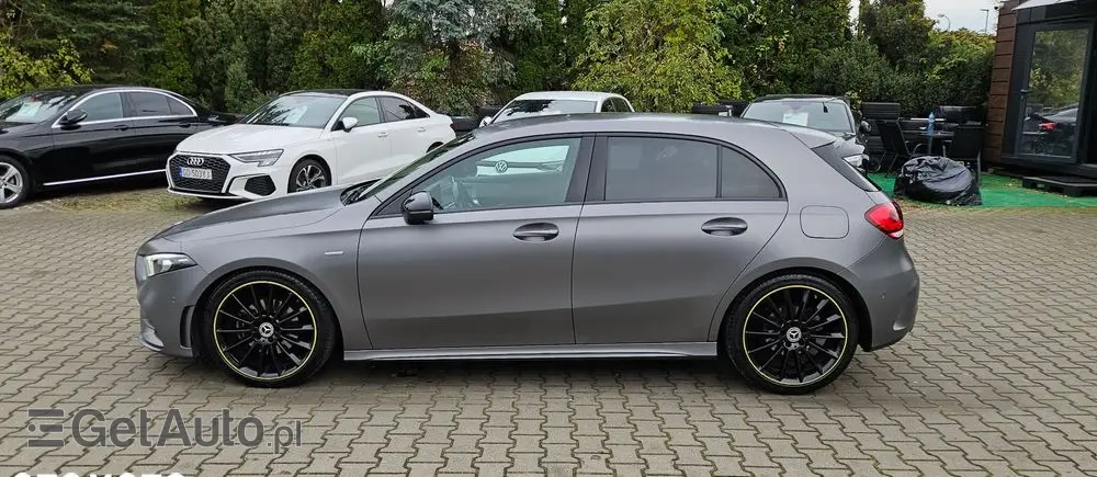 MERCEDES-BENZ Klasa A 200 d 8G-DCT Edition 19