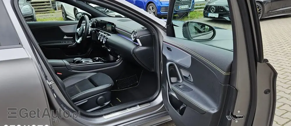 MERCEDES-BENZ Klasa A 200 d 8G-DCT Edition 19