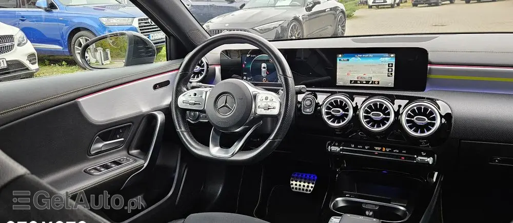 MERCEDES-BENZ Klasa A 200 d 8G-DCT Edition 19