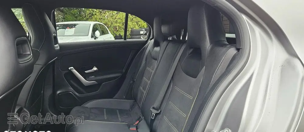 MERCEDES-BENZ Klasa A 200 d 8G-DCT Edition 19