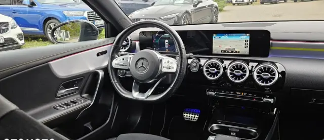 MERCEDES-BENZ Klasa A 200 d 8G-DCT Edition 19